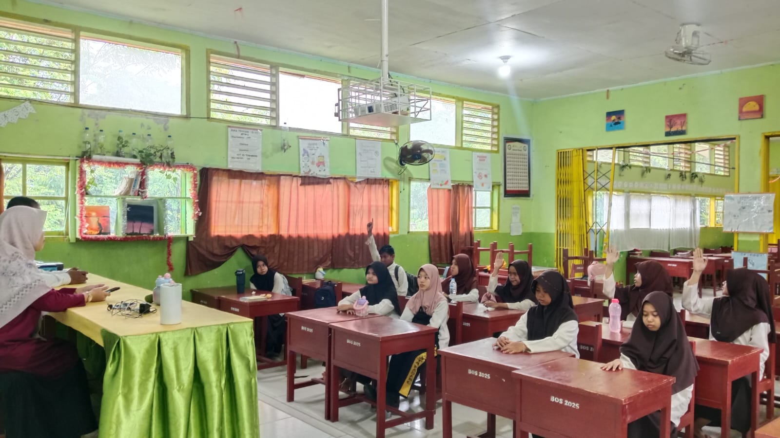 1000228974