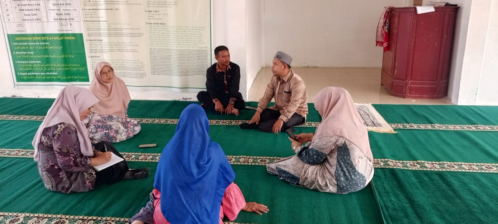 Tingkatkan Kualitas Ibadah Siswa, Tim Keagamaan MTsN 3 Kota Padang Gelar Rapat Koordinasi