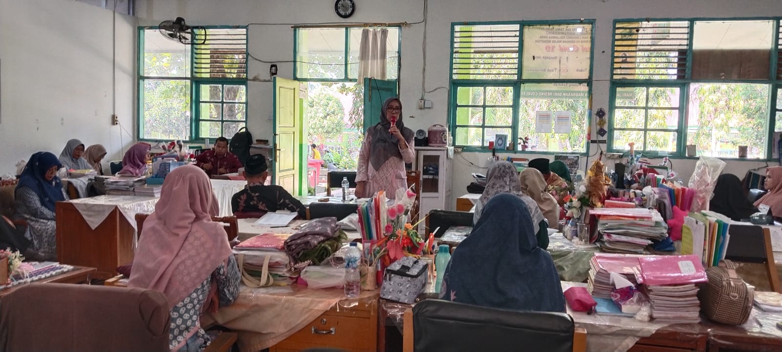 MTsN 3 Kota Padang Mantapkan Langkah: Dari Budaya Pagi BAKAMEH Hingga Menuju Panggung Robotik Internasional