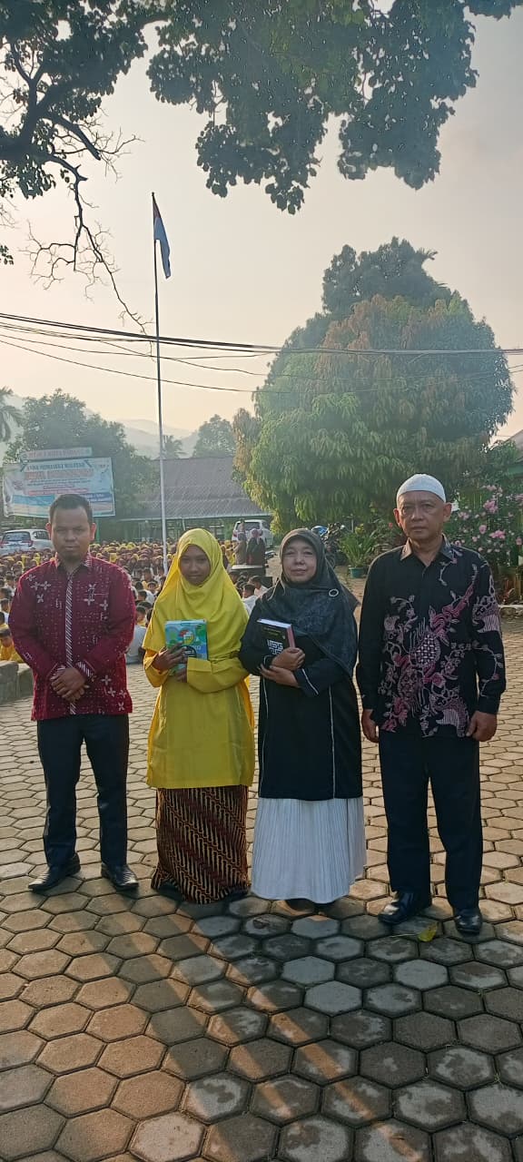 Langkah Mantap Siswa MTsN 3 Kota Padang Menuju Panggung MTQ di MAN 2 Kota Padang