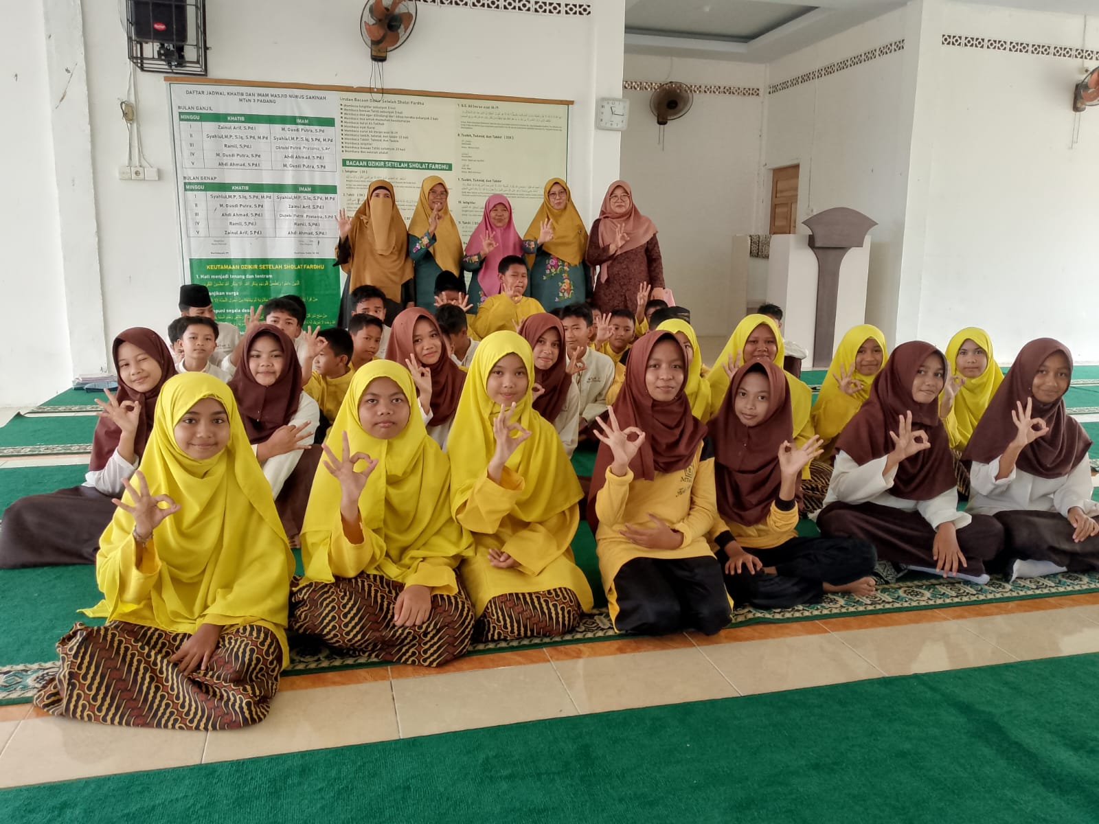 MTsN 3 Kota Padang Gelar Sosialisasi Bank Sampah, Dorong Siswa Peduli Lingkungan Sejak Dini